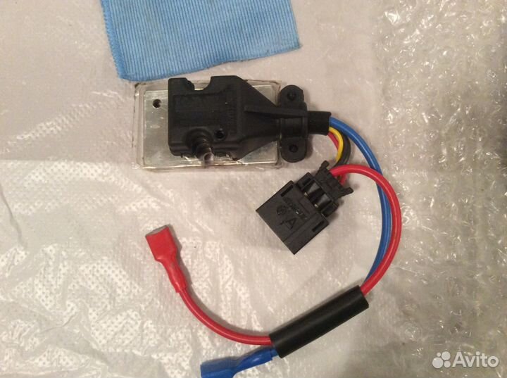 Реле- регулятор мотора вентилятора мерседес 210-14