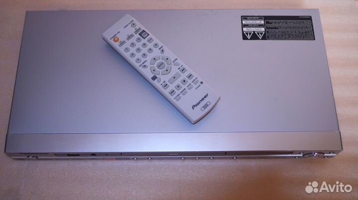 Мультиформатный проигрыватель Pioneer