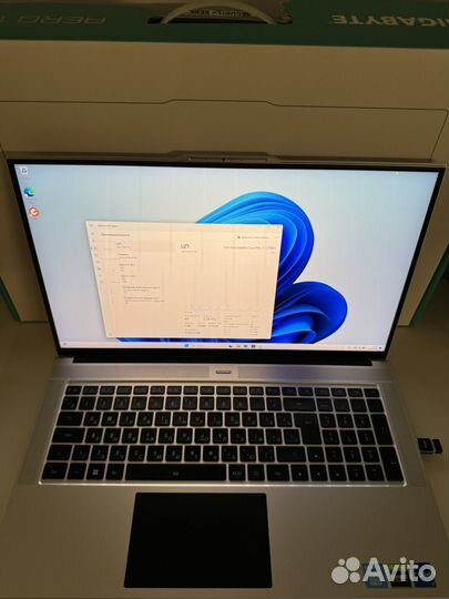 Gigabyte aero 17 miniLED 4K/32гб озу/2тб ссд/i7