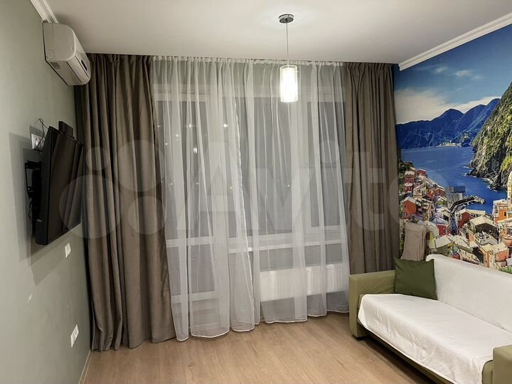 2-к. квартира, 43 м², 9/18 эт.