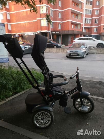 Детский трехколесный велосипед bentley
