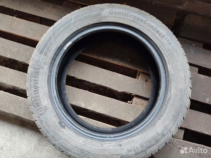 Continental ContiCrossContact LX2 215/60 R17