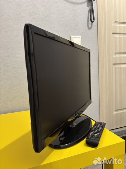 Телевизор Samsung UE22ES5000W 22