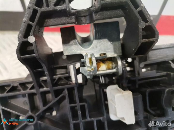 Ручка наружная передняя левая Mercedes-Benz