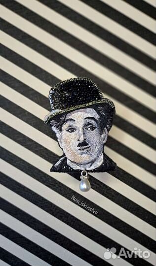 Брошь Чарли Чаплин