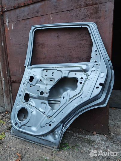 Дверь задняя правая nissan qashqai j10