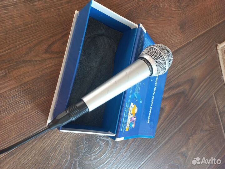 Микрофон BBK