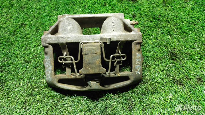 Суппорт тормозной передний левый Audi A8