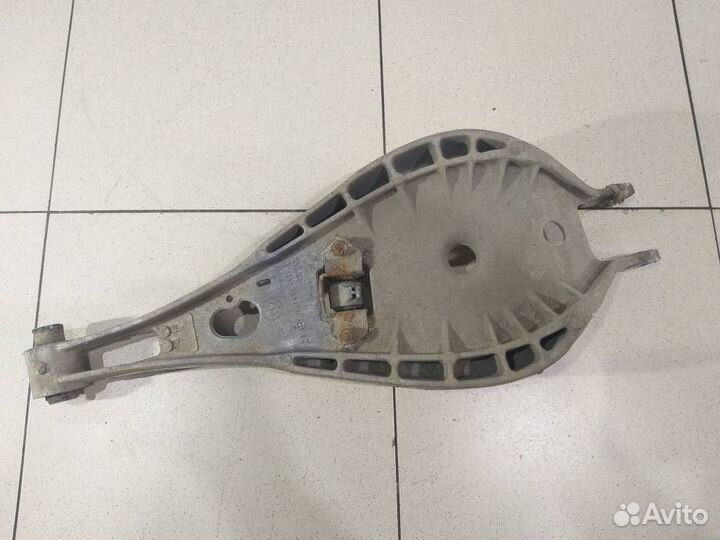 Рычаг задний поперечный правый