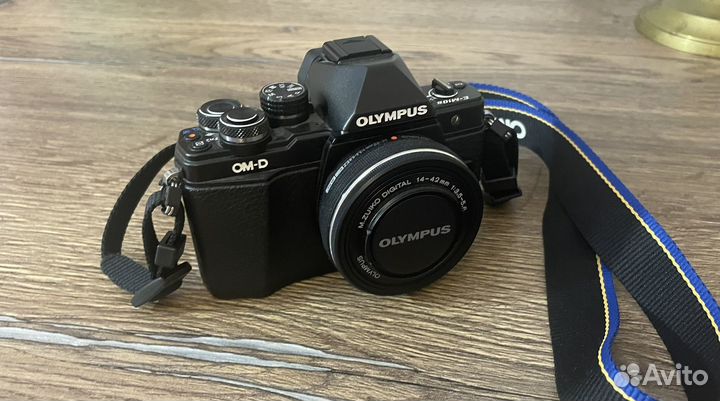 Фотоаппарат Olympus OM-D E-M10 Mark II
