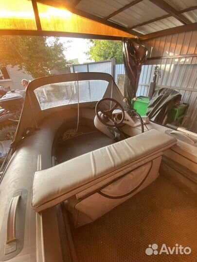 Продаю лодку