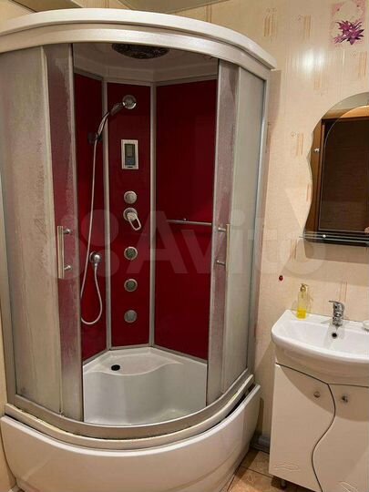 1-к. квартира, 46 м², 8/10 эт.