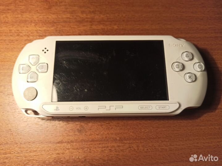 Sony PSP e1008
