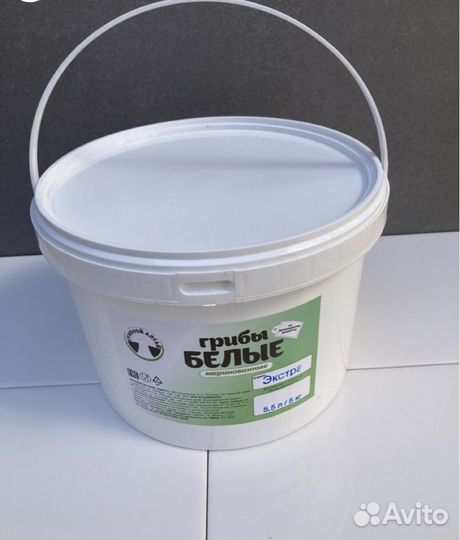 Грибы маринованные