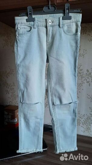 Джинсы рваные 134р