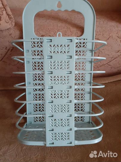 Подвесная полочка