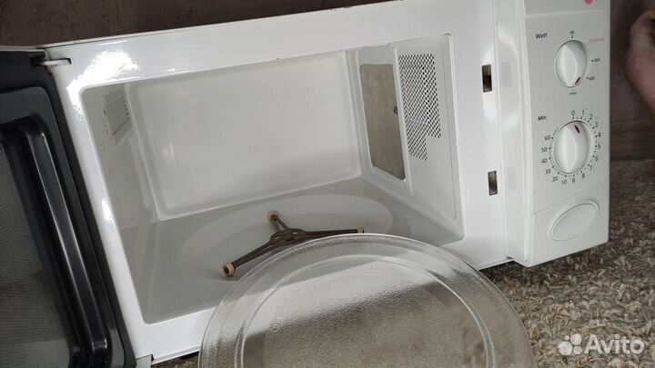 Микроволновая печь LG MS-1907C