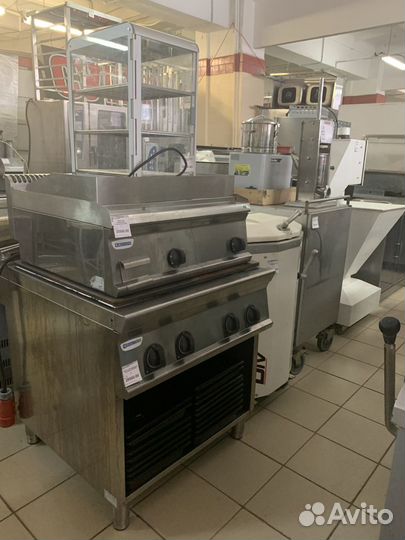 Печь Пароконвектомат