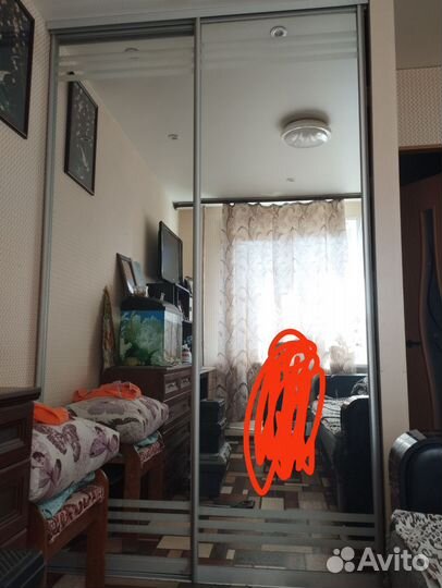 Двери купе зеркальные