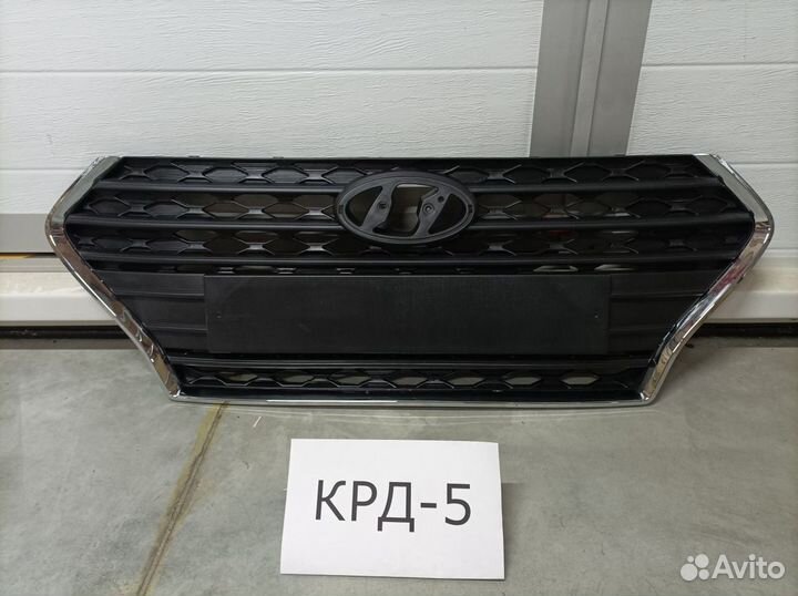 Решетка радиатора Hyundai Solaris 2