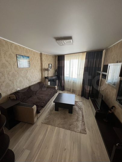 2-к. квартира, 47 м², 8/9 эт.