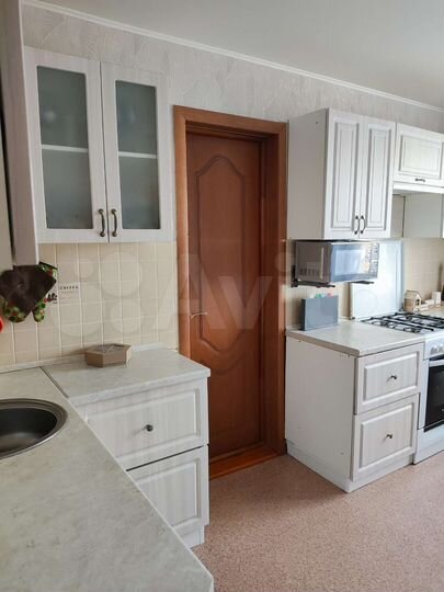 4-к. квартира, 90 м², 4/10 эт.