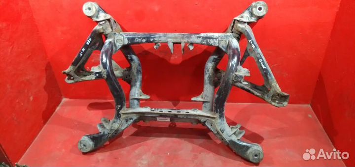 Туарег подрамник задний балка с рычагами