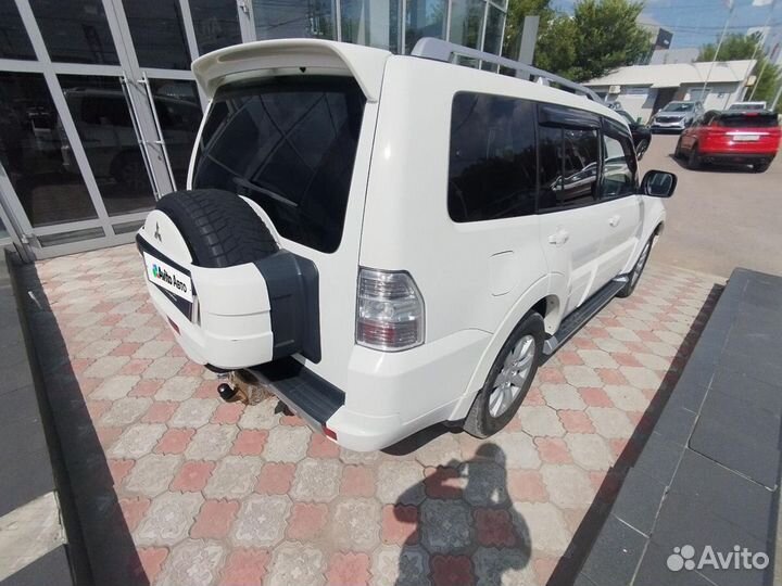 Mitsubishi Pajero 3.2 AT, 2011, 244 000 км