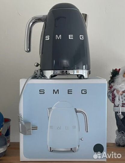 Чайник Smeg новый черный