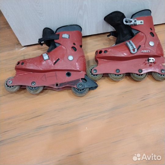 Роликовые коньки