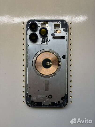 Профессиональный ремонт iPhone Samsung Xiaomi