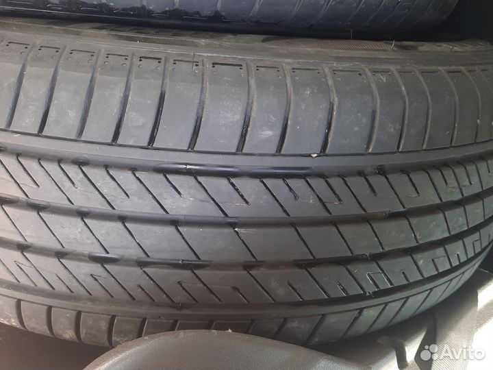 Kumho Solus HS63 215/60 R17 96H