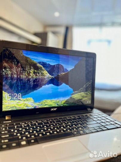 Ноутбук Acer в хорошем состоянии