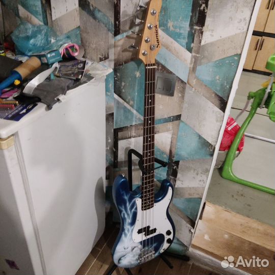Басс гитара Samick