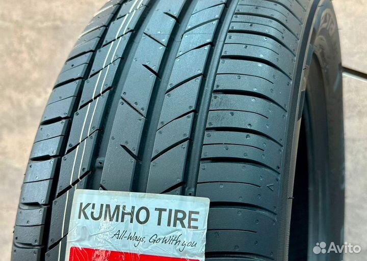 Kumho Ecsta HS52 225/50 R18 99W