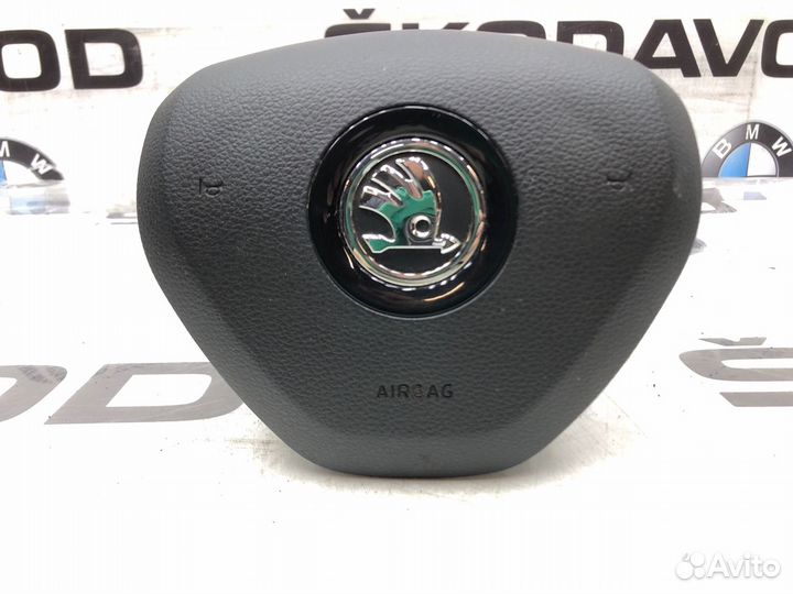 Подушка безопасности водителя Skoda Octavia A7