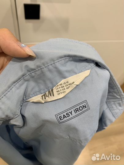 Рубашка H&M 140 голубая