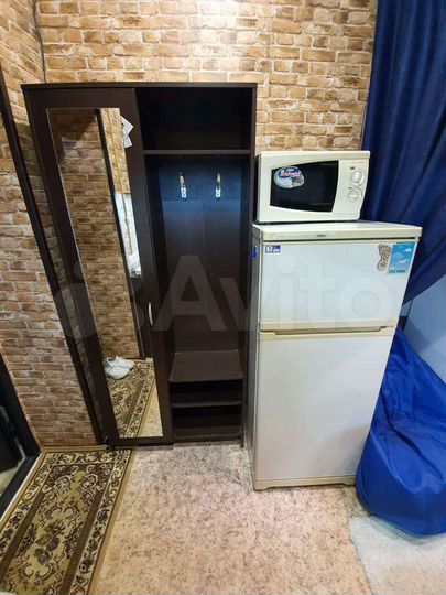 Комната 13 м² в > 9-к., 1/2 эт.