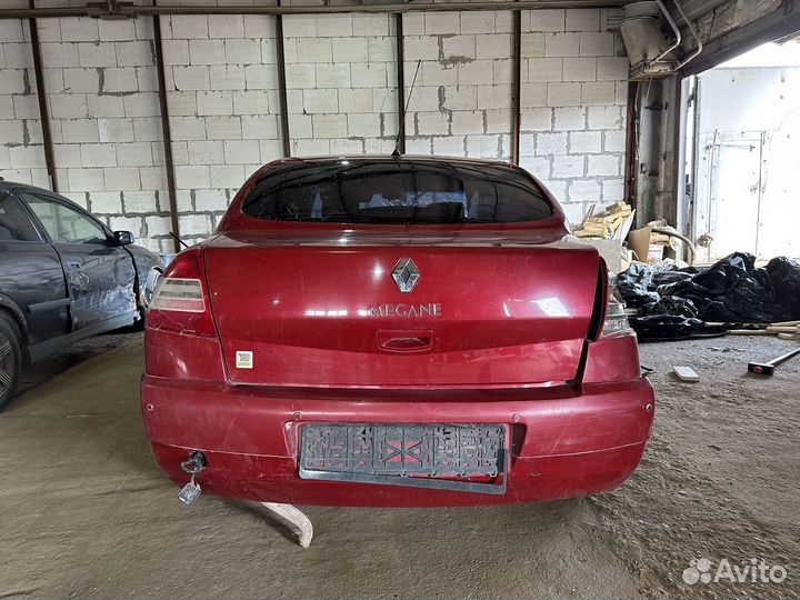 В разборе Renault Megane 2, 2008 г.в., 1.6 K4MD812