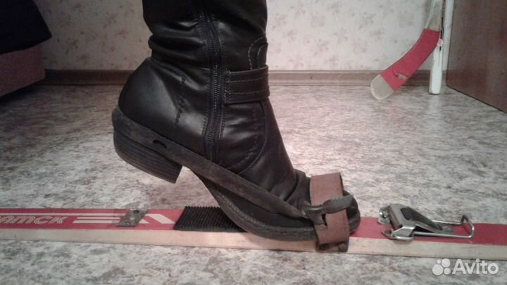 Беговые лыжи