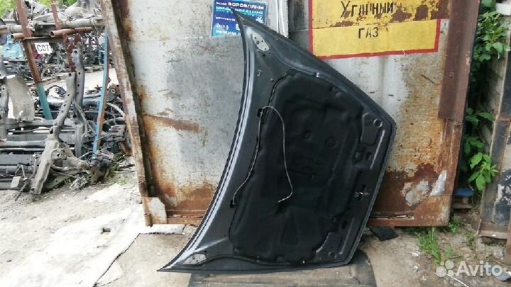 Капот Volvo V50