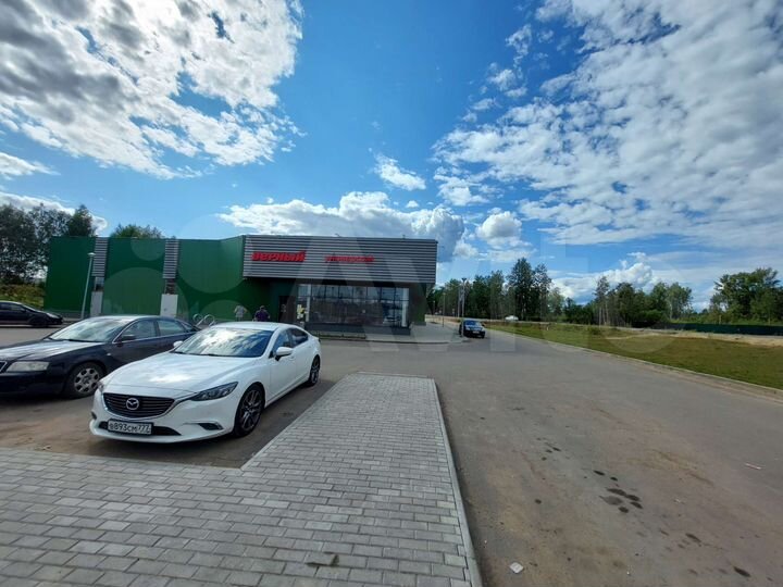 Торговая площадь, 1500 м²