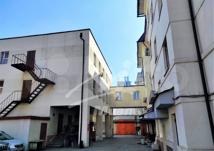 Продам здание, 2548 м²