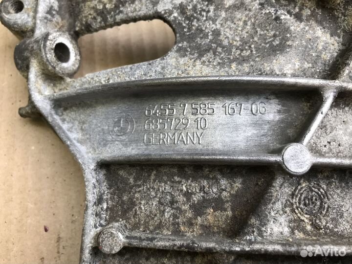 Кронштейн компрессора кондиционера BMW 5 F10 535iX