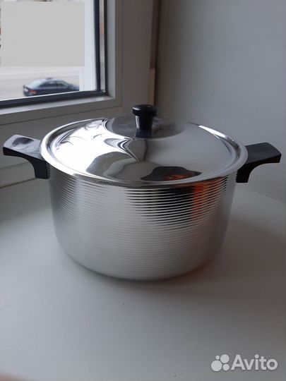 Кастрюля полированная алюминиевая новая