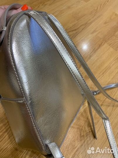 Рюкзак и босоножки