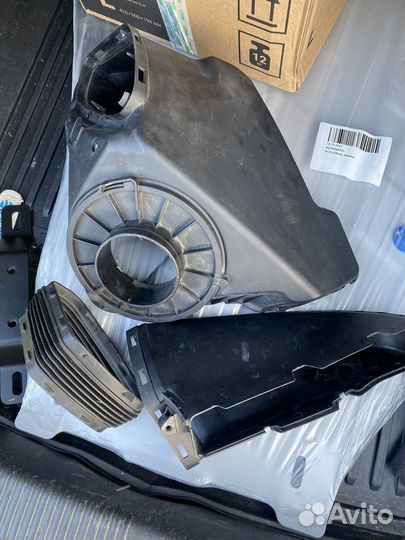 Корпус воздушного фильтра Ауди а6 с7