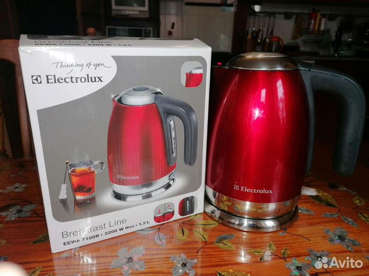 Чайник электрический Electrolux