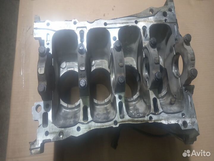 Блок цилиндров L4KA KIA carens III (06-12)