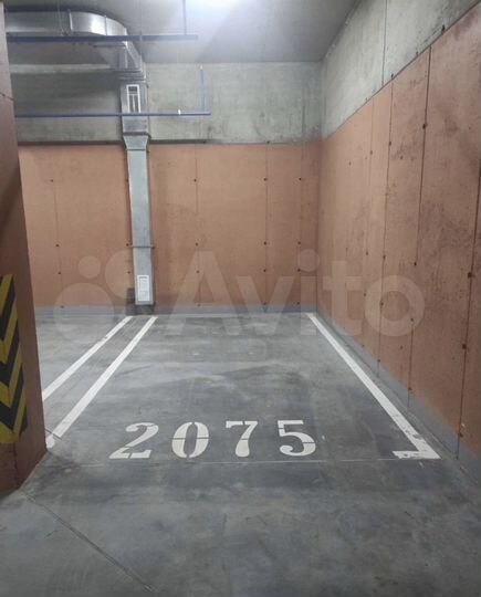 Машиноместо, 30 м²